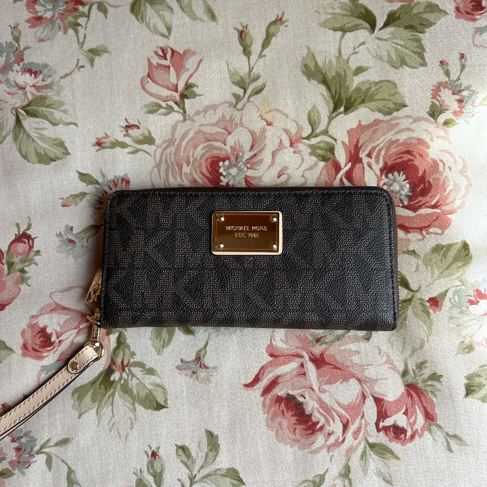 Wristlet/wallet